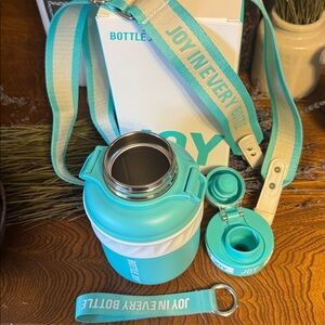 Nature Guardians Joy in Every Bottle Ocean 1 Liter Stainless 24 hrs cold &strap